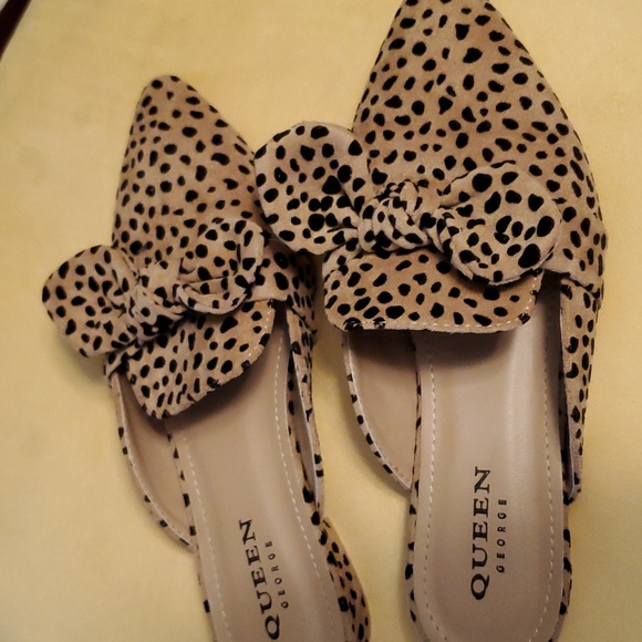 Queen George Leopard print Mule Flats WITH BOW ASCENT size 6 - Picture 3 of 4
